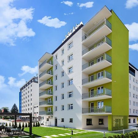 Hotel Morava Отроковице Екстериор снимка
